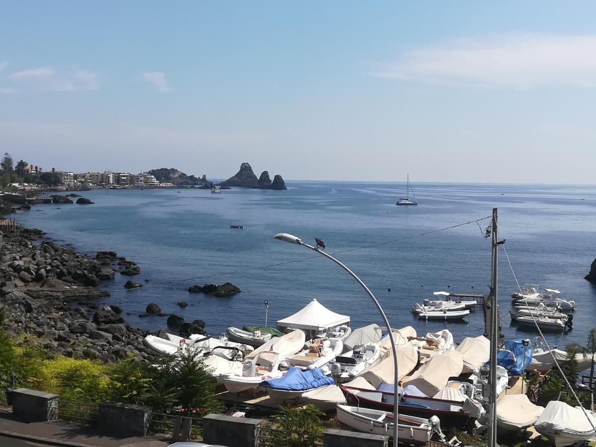 Apartamento La Terrazza Dei Normanni Aci Castello Exterior foto