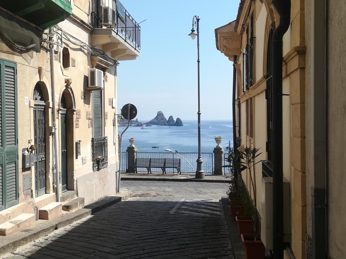 Apartamento La Terrazza Dei Normanni Aci Castello Exterior foto